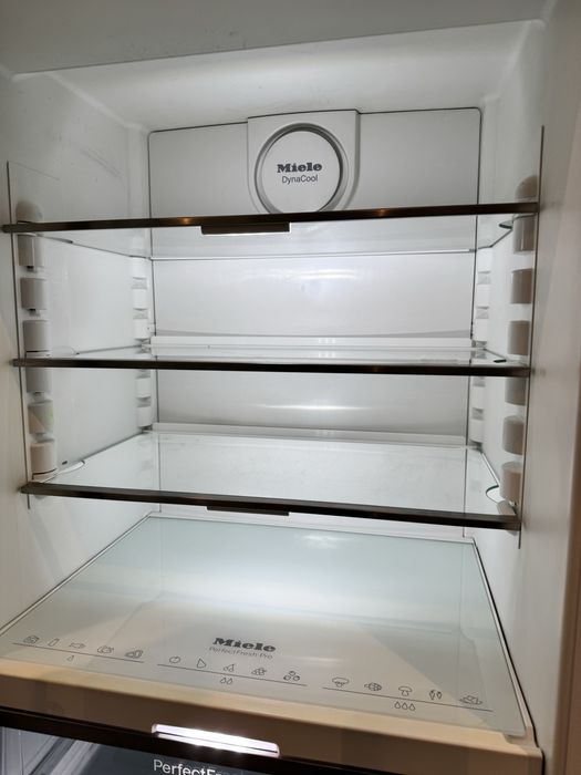 Lodówko zamrażarka Miele model KFN 37682 iD gwarancja
