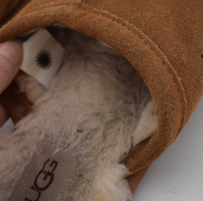 UGG Skórzane kapcie "Scuff" klapki brązowe 39