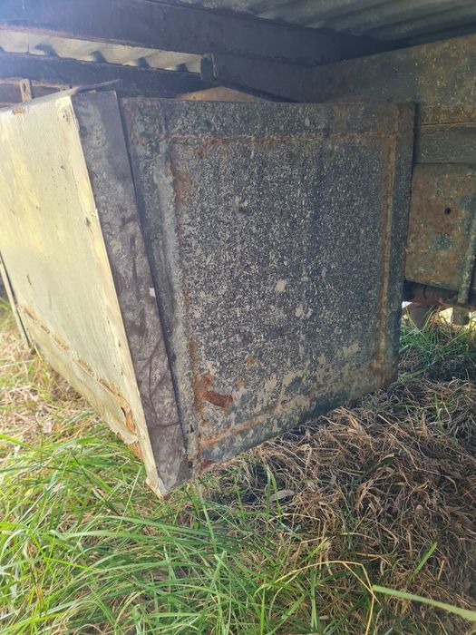 Ящик для інтрументів для грузових авто евакуаторів.