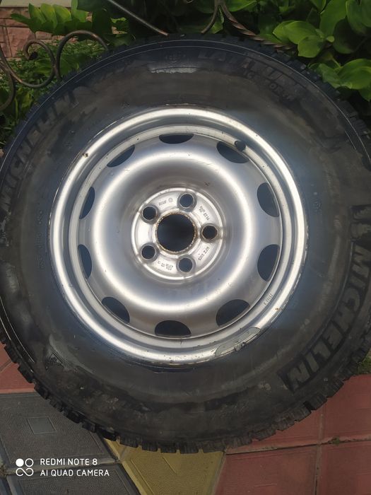 Шина з дисками 235/70 R16