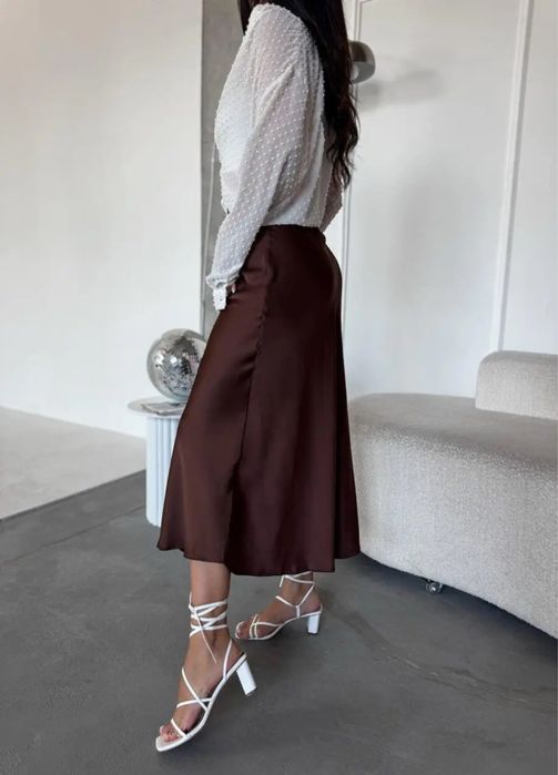 Шовкова спідниця міді шоколад, коричнева на резинці, 42-44