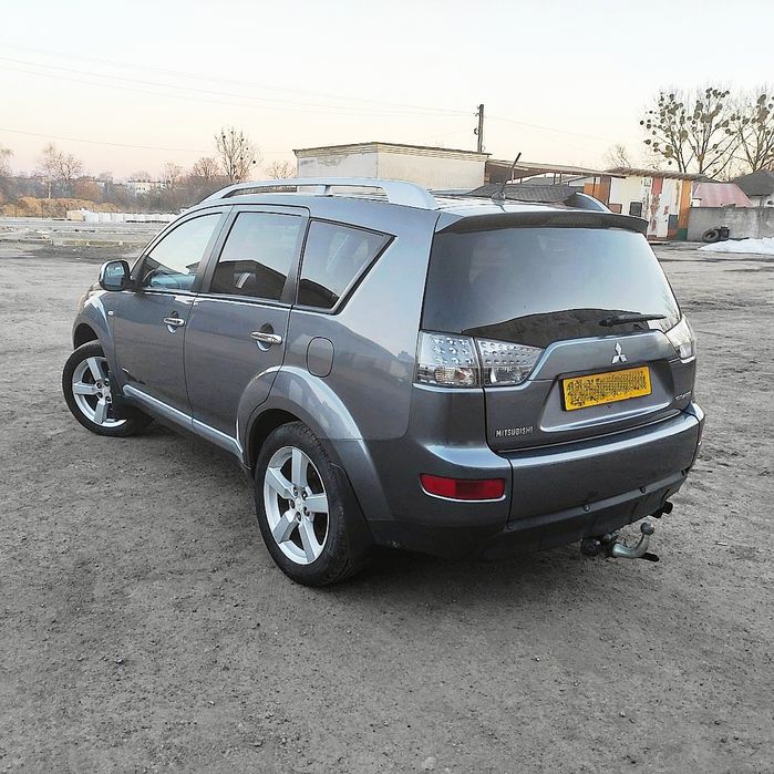 Mitsubishi Outlander XL 4×4 Міцубісі Аутлендер повний привід