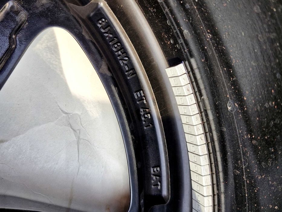 Felga pojedyncza Mercedes AMG R18 5x112 8j et45.1 A23.640.118.00