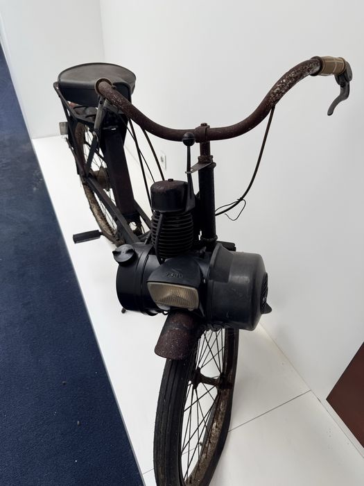 Vendo Solex , uma restaurada outra nao , sao 2 unidades