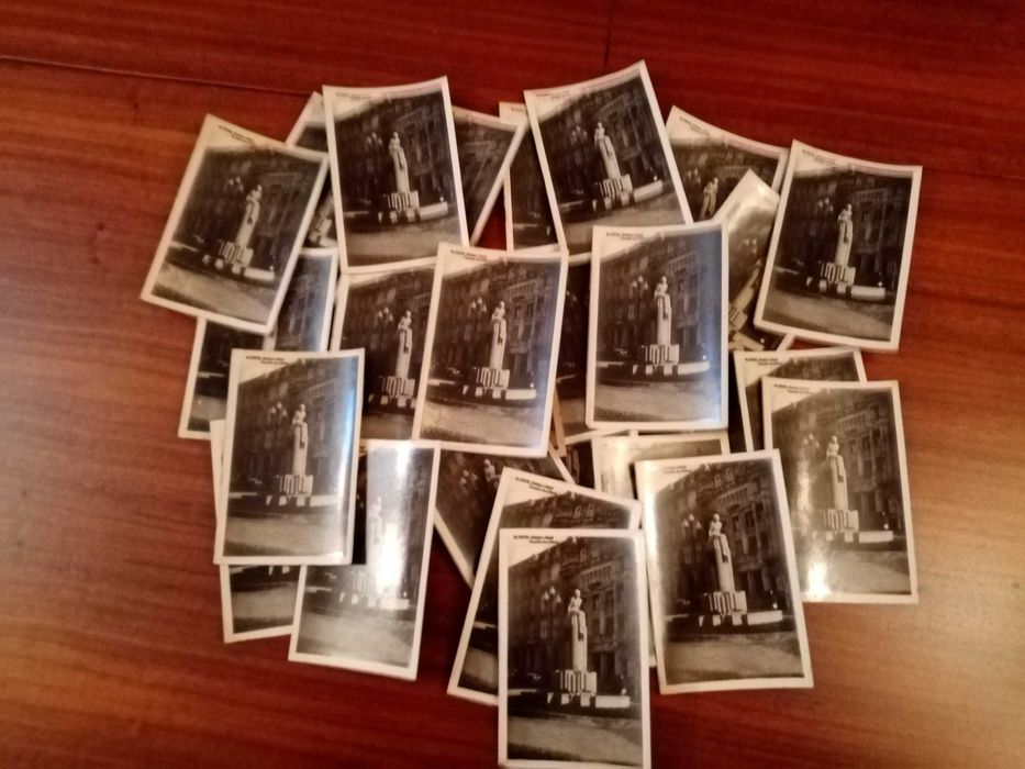 Postais "Imagem da Menina" no Porto