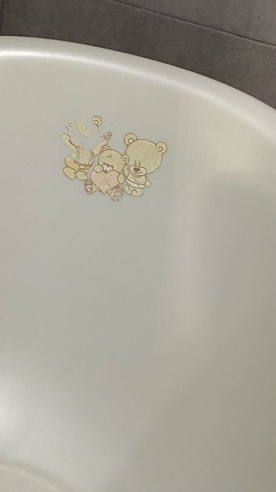 Дитяча ванночка на підставці