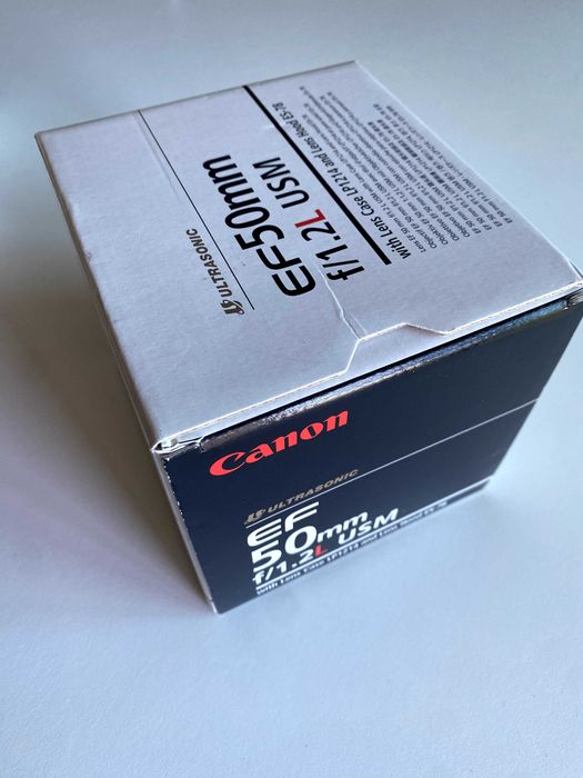 Canon EF 50mm f/1.2 L USM - Bolsa Original LP1214 + Caixa + Manual