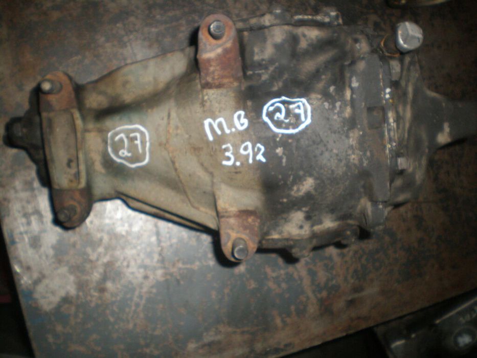 Diferencial trás MERCEDES-BENZ Três volumes (W123)