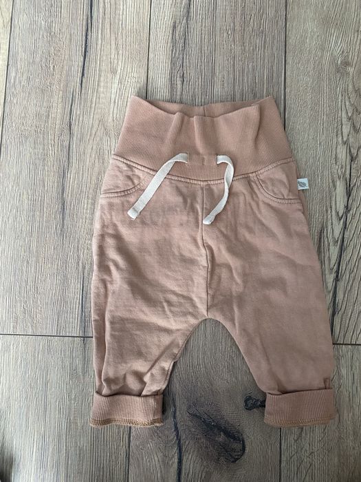 zestaw spodenek dla niemowlaka rozmiar 68