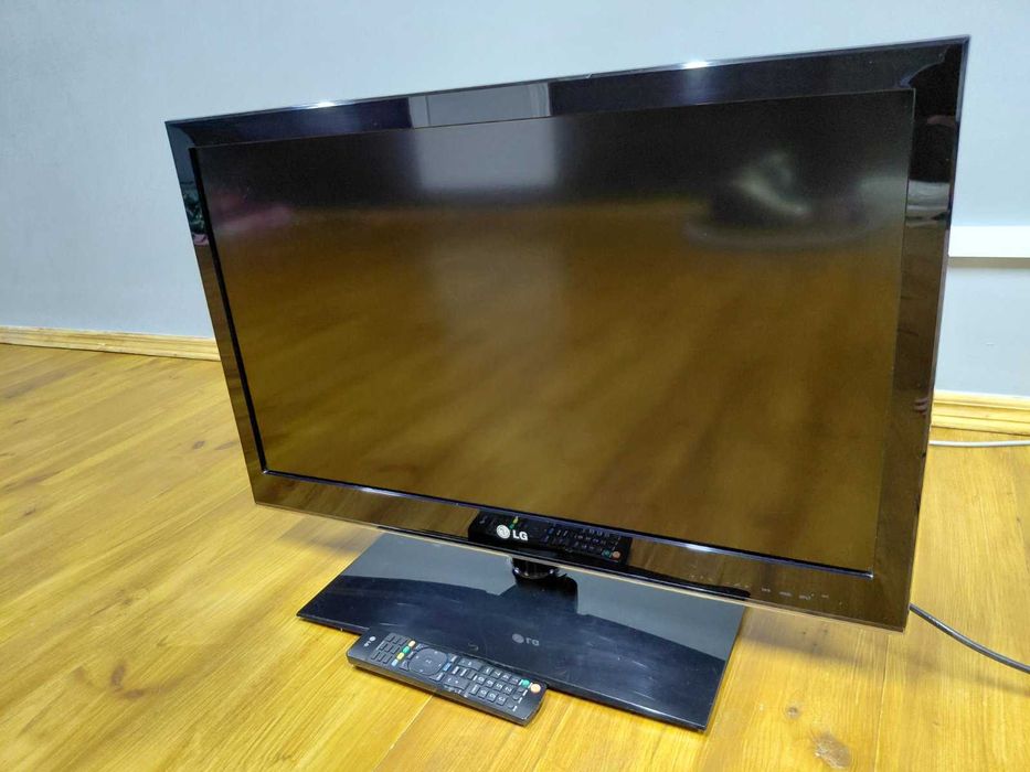 Телевізор LG 32LV3500