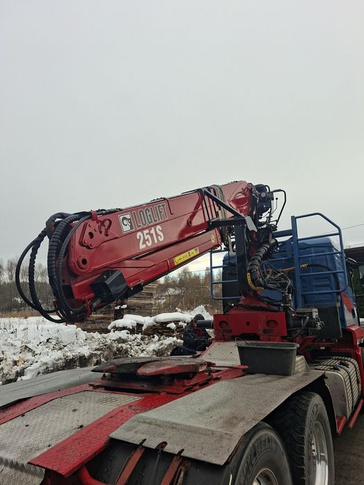 Loglift 251 hds zuraw do drewna dłużycy epsilon kesla