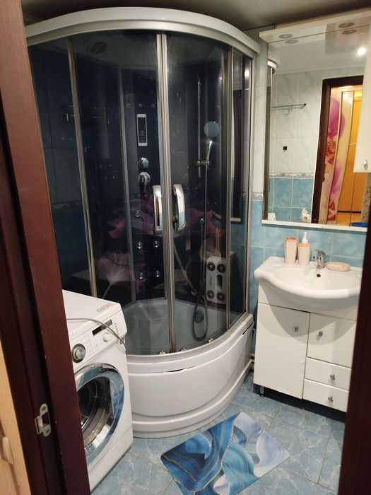 Подобово 2 кім кв р-онСофіївка, Автовокзал