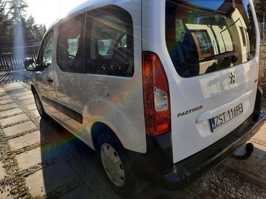 Sprzedam Peugeot Partner 2012r. Salon Polska.