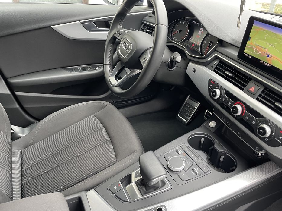 AUDI A4 S-line, 1.4TFSI 150 km, niski przebieg
