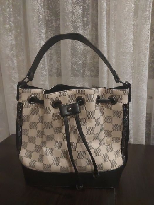 Сумочка louis vuitton