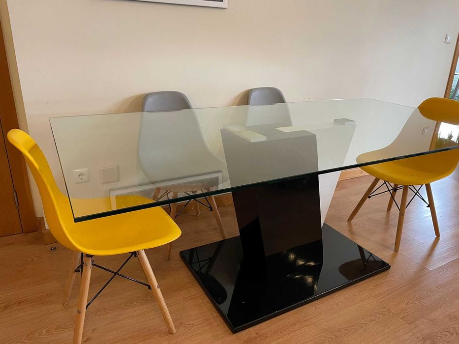 Vendo mesa de jantar