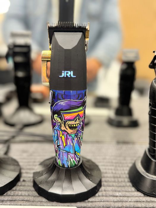 Máquina de corte JRl gold com base de carregamento