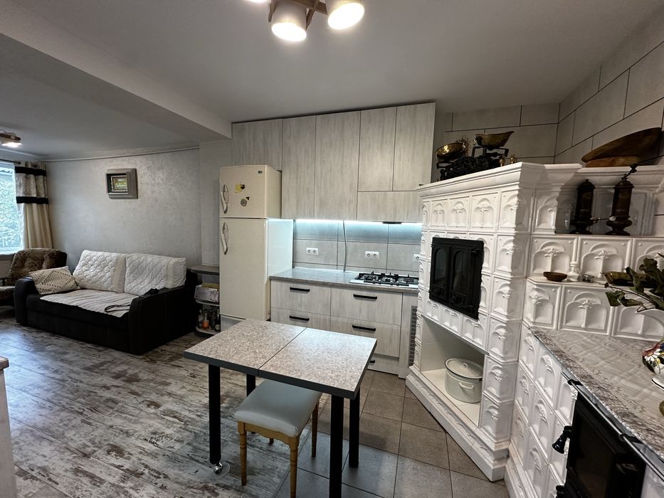 Продаж напівособняка в приватному секторі Івано-Франківська