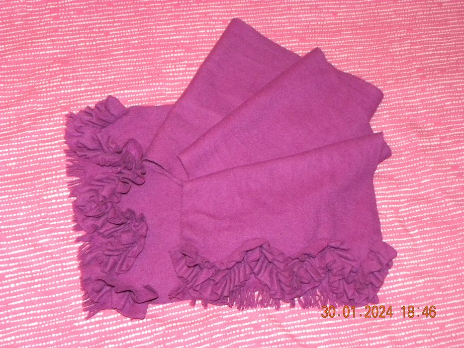 Kaszmirowy szal w kolorze fuksji