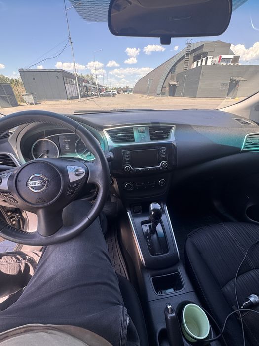 Nissan sentra 2017