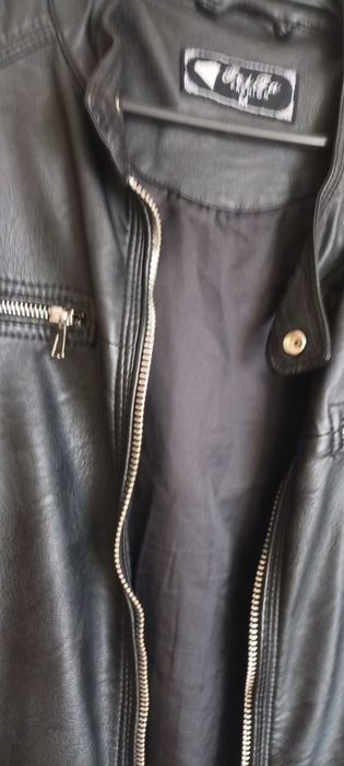 Sprzedm kurtke widoczna na zdiecju