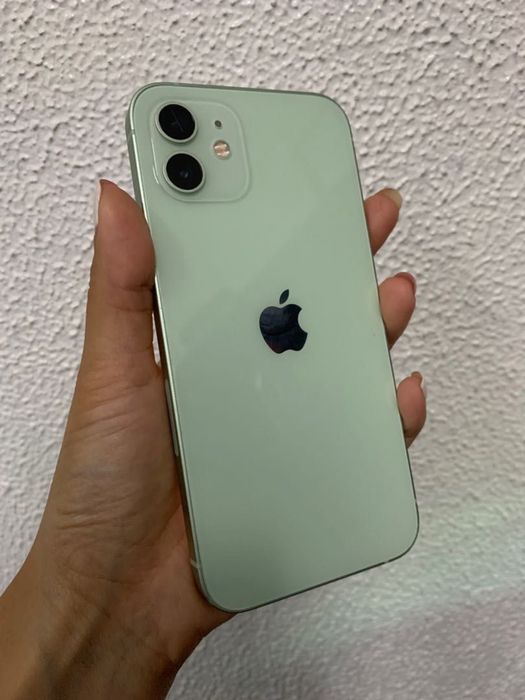 Продам iPhone 12 ( 64 gb )
