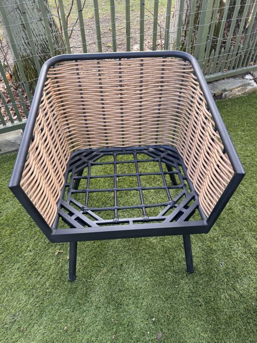 Zestaw mebli ogrodowych – sofa + 2 fotele  (nowoczesny styl)