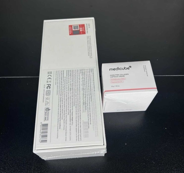 Medicube Age-R Booster Pro Black + крем (новий, запакований, в наявності)