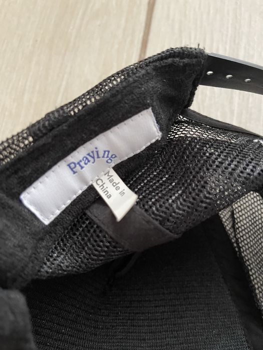 praying hat кепка y2k gods favorite