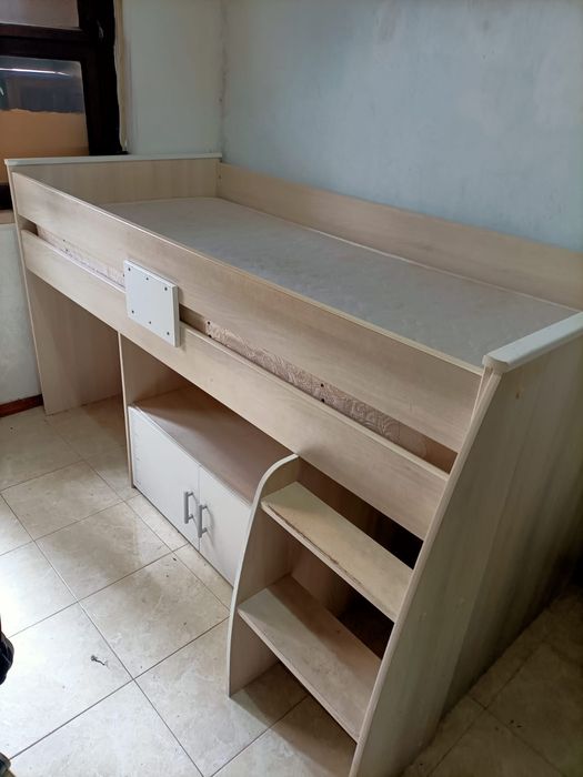 Cama      studio