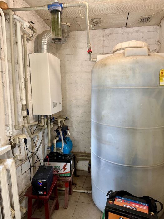 Продам Дом з жилой летней кухней Є-Відновлення