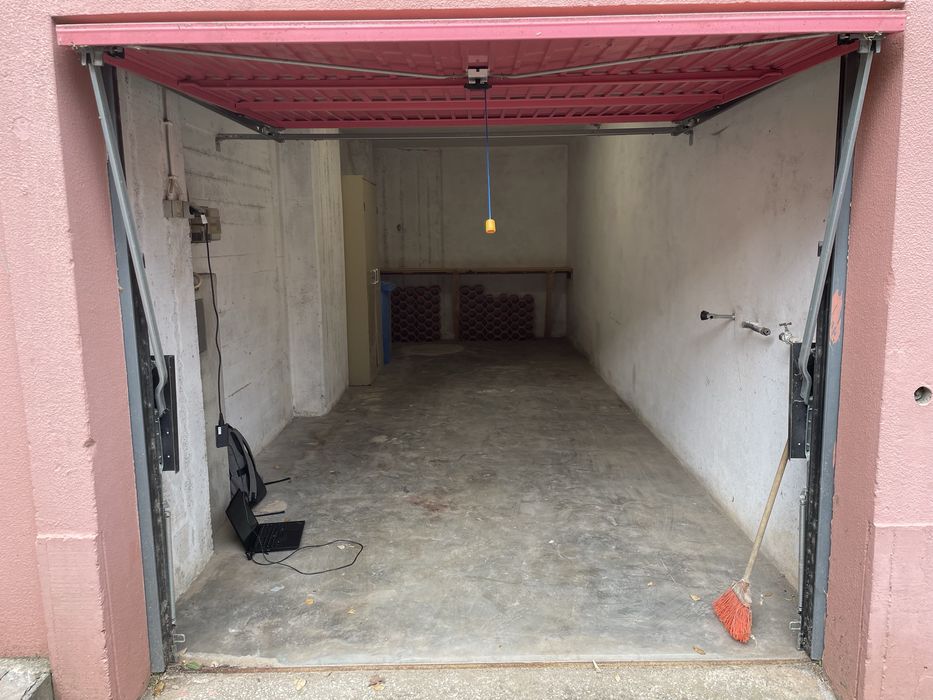 Garagem Box Massamá Monte Abrão