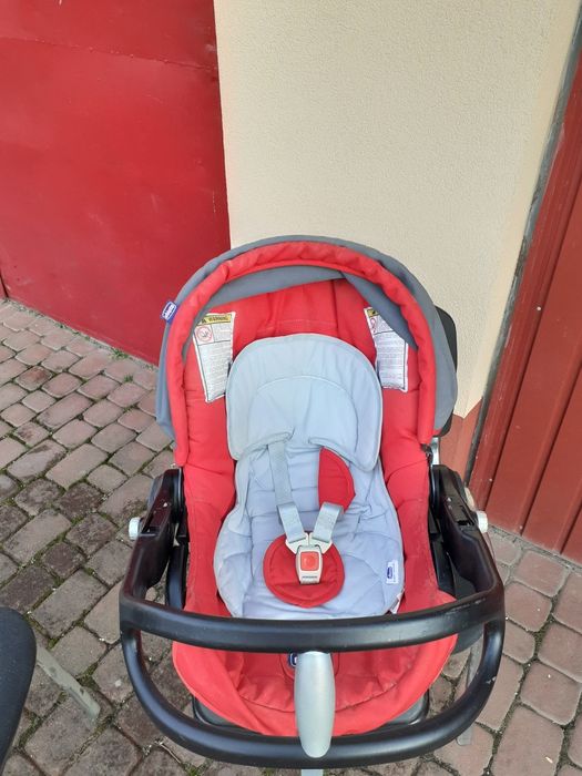 Fotelik nosidełko 0-13kg CHICCO auto fix fast + gratisy