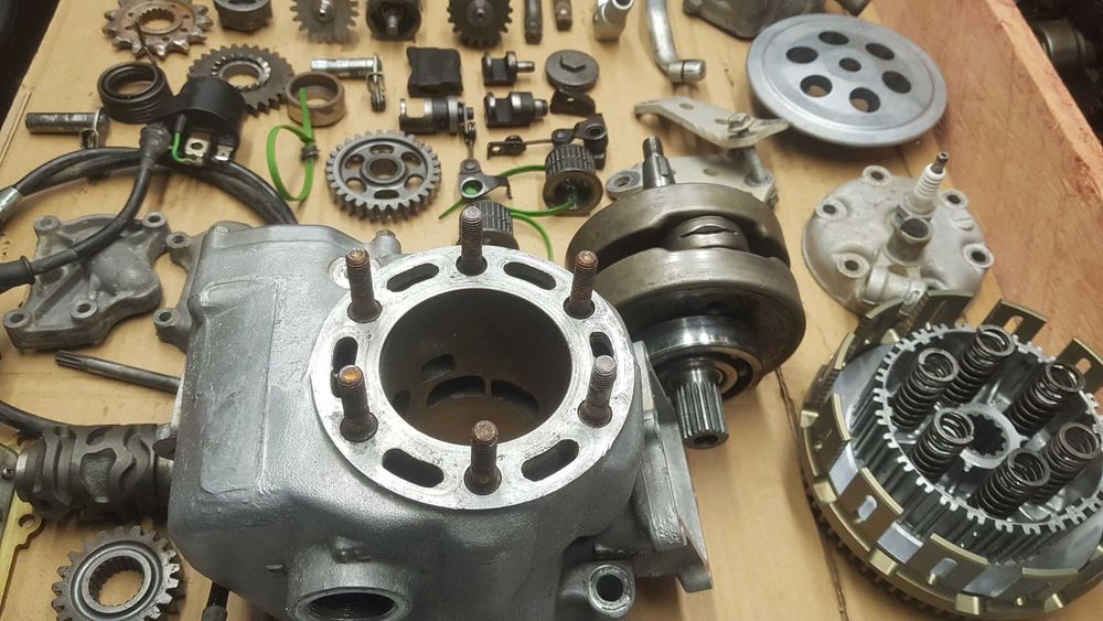 honda cr 250 skrzynia pokrywa wal modul magneto cewka zebatka