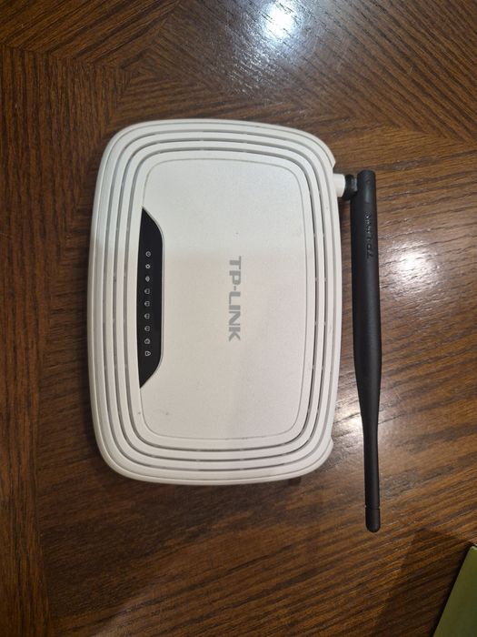 Роутер wi-fi tp-link TL-WR740N.