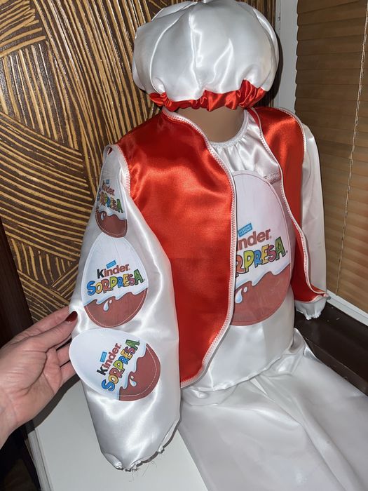 Костюм янгола,зайця, сніговик,кіндер,чупачупс