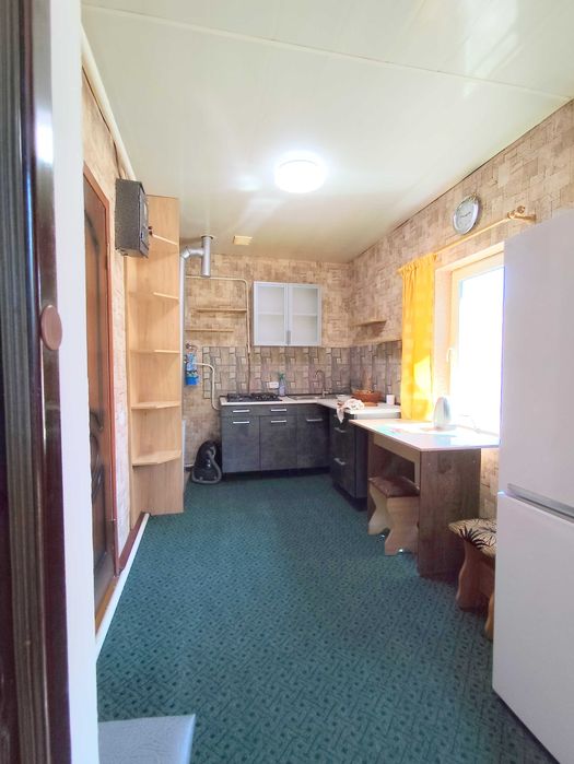 Продам в Валках часть дома в статусе квартиры