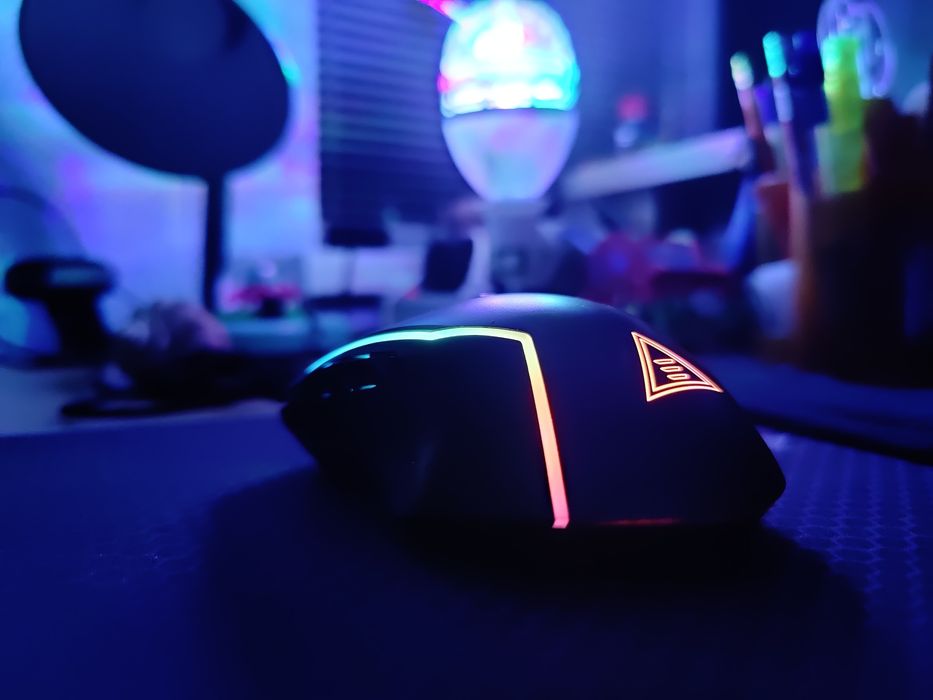 Gaming Mouse EKSA Em-100 RGB