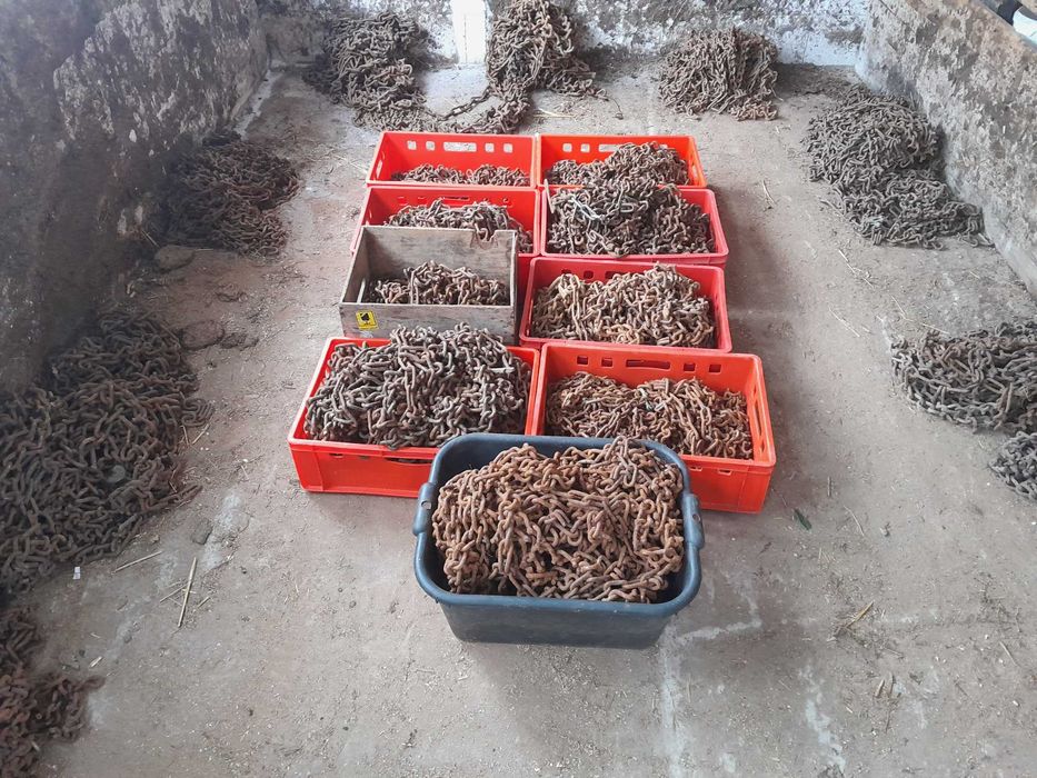 Łańcuchy śniegowe, leśne, norweskie, kolcami, grizzly, lkt.