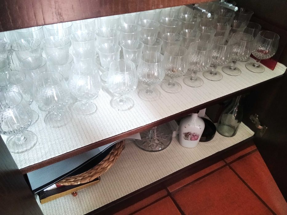 Conjunto 60 copos vidro (5 variantes: Vinhos, agua, wisky..)