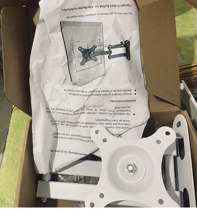 Кронштейн настенный для телевизора