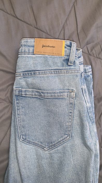 Calças de ganga stradivarius tamanho 32