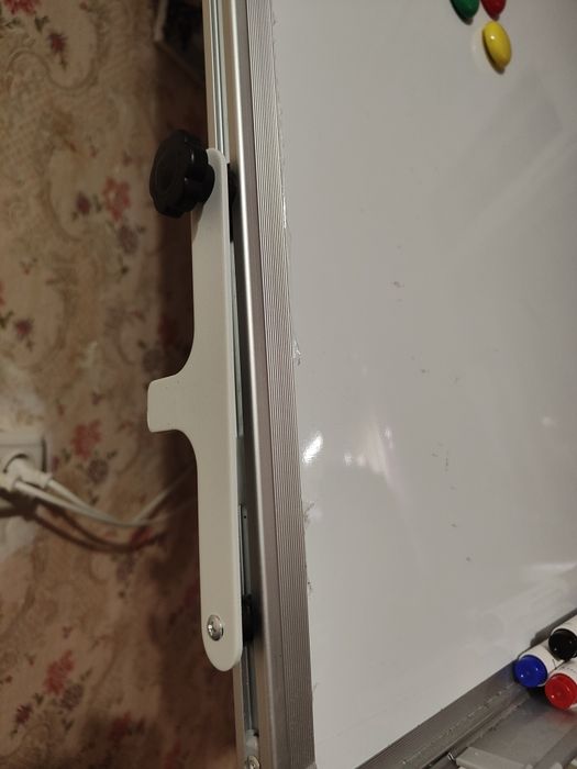 Фліпчарт 65х100 см на тринозі