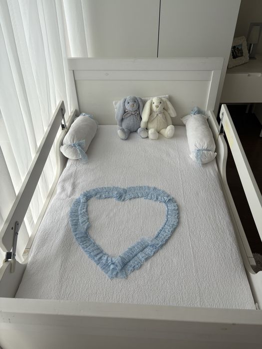 Cama extensível IKEA com barras