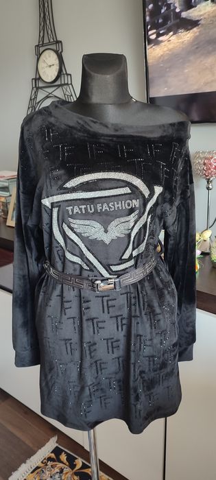 Sukienka welurowa Tatu