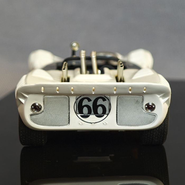 Модель 1/43  Chaparral 2 Sport (Autoart)