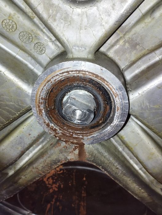 Пральна машинка indesit ws84tx, не робоча