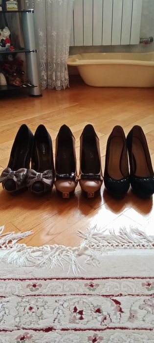 Продам туфлі с бантом сірі,інші теж є в наявності,36 розмір