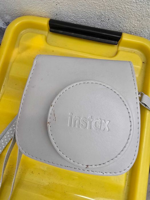 Câmara Fujifilm Instax Mini - Com Bolsa Protetora