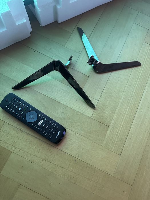 Телевізор Philips 65PUS6121